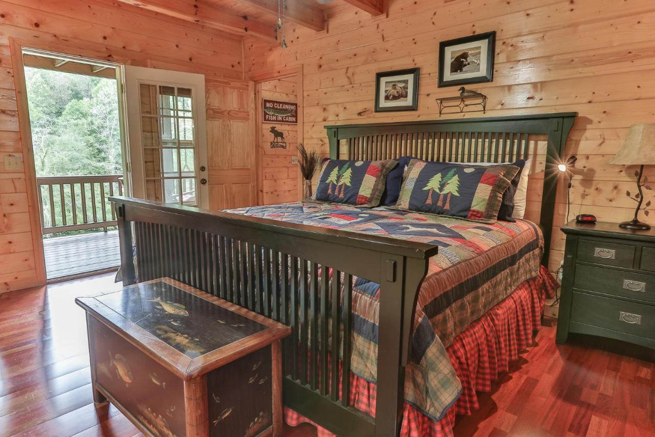 Heaven On The Toccoa Where You Will Enjoy The Sites And Sounds Of The Toccoa River Mineral Bluff Екстер'єр фото