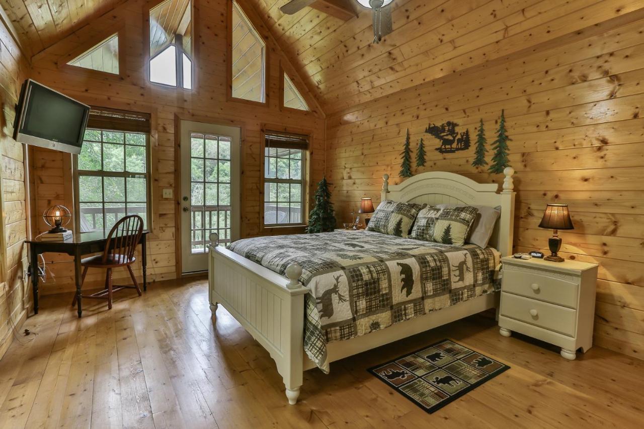 Heaven On The Toccoa Where You Will Enjoy The Sites And Sounds Of The Toccoa River Mineral Bluff Екстер'єр фото